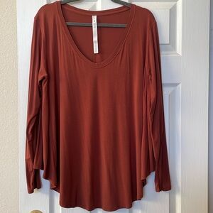 Lululemon loose long sleeve top